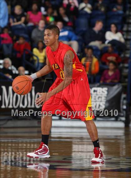 Thumbnail 2 in Butler vs Yates (T-Mobile Invitational) photogallery.