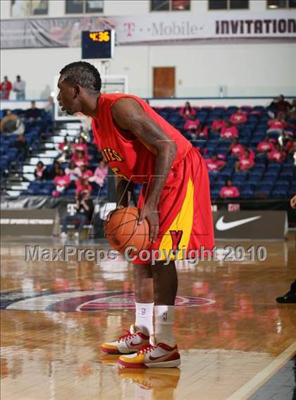 Thumbnail 3 in Butler vs Yates (T-Mobile Invitational) photogallery.
