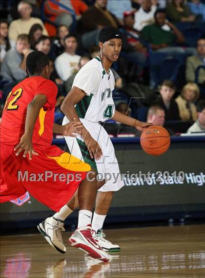 Thumbnail 2 in Butler vs Yates (T-Mobile Invitational) photogallery.