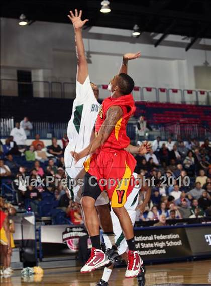 Thumbnail 1 in Butler vs Yates (T-Mobile Invitational) photogallery.