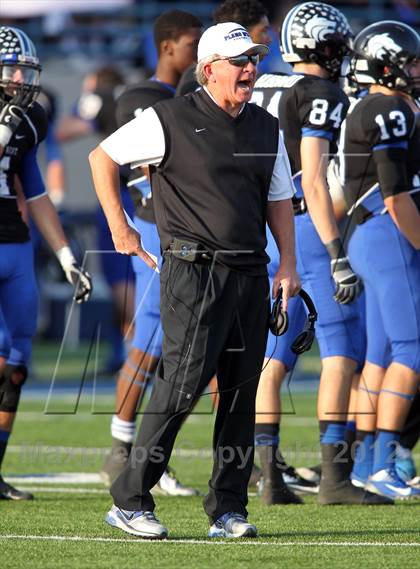 Thumbnail 2 in Westlake vs. Plano West (UIL 5A Divison 2 Quarterfinal) photogallery.