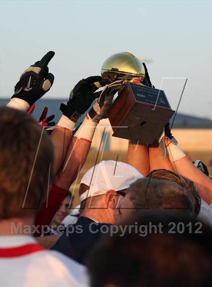 Thumbnail 3 in Westlake vs. Plano West (UIL 5A Divison 2 Quarterfinal) photogallery.