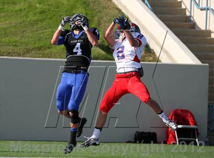 Thumbnail 1 in Westlake vs. Plano West (UIL 5A Divison 2 Quarterfinal) photogallery.