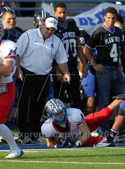 Thumbnail 3 in Westlake vs. Plano West (UIL 5A Divison 2 Quarterfinal) photogallery.
