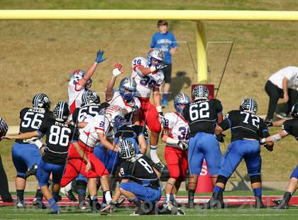 Thumbnail 3 in Westlake vs. Plano West (UIL 5A Divison 2 Quarterfinal) photogallery.