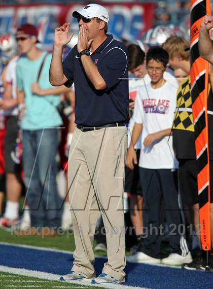 Thumbnail 1 in Westlake vs. Plano West (UIL 5A Divison 2 Quarterfinal) photogallery.