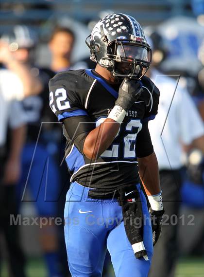Thumbnail 1 in Westlake vs. Plano West (UIL 5A Divison 2 Quarterfinal) photogallery.