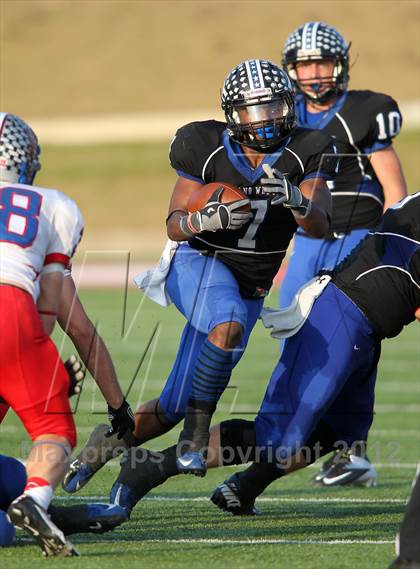 Thumbnail 3 in Westlake vs. Plano West (UIL 5A Divison 2 Quarterfinal) photogallery.