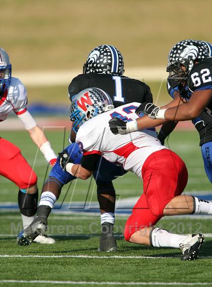 Thumbnail 3 in Westlake vs. Plano West (UIL 5A Divison 2 Quarterfinal) photogallery.