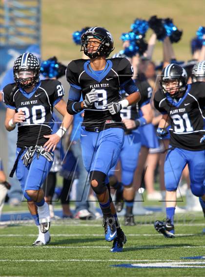 Thumbnail 1 in Westlake vs. Plano West (UIL 5A Divison 2 Quarterfinal) photogallery.