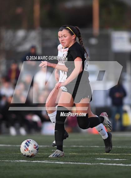 Thumbnail 3 in Chaminade @ Foothill (CIF SS Division 3 Round 2) photogallery.