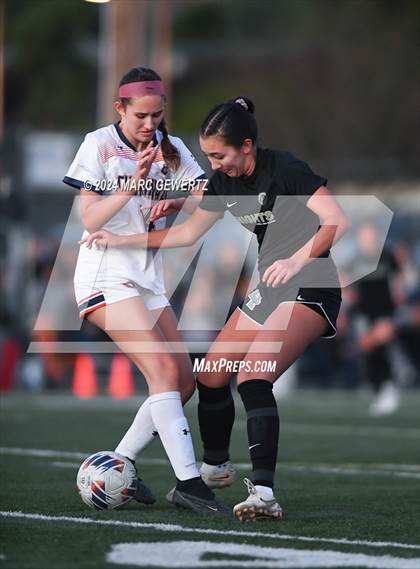 Thumbnail 3 in Chaminade @ Foothill (CIF SS Division 3 Round 2) photogallery.