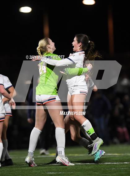 Thumbnail 2 in Chaminade @ Foothill (CIF SS Division 3 Round 2) photogallery.