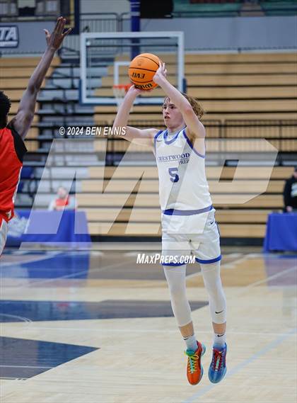 Thumbnail 1 in Archer vs. Crestwood Prep Canada (Lemon Street Classic) photogallery.