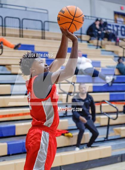 Thumbnail 2 in Archer vs. Crestwood Prep Canada (Lemon Street Classic) photogallery.