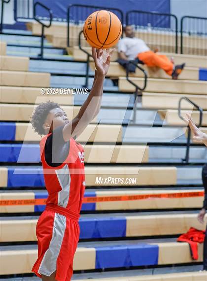 Thumbnail 2 in Archer vs. Crestwood Prep Canada (Lemon Street Classic) photogallery.
