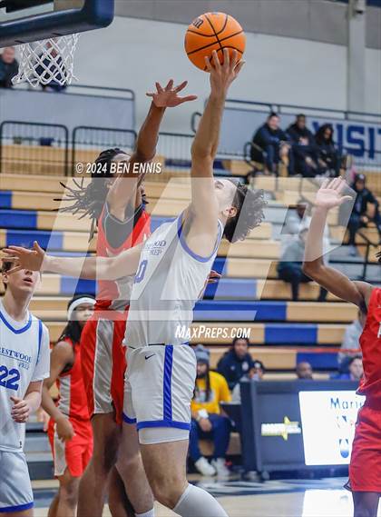 Thumbnail 3 in Archer vs. Crestwood Prep Canada (Lemon Street Classic) photogallery.