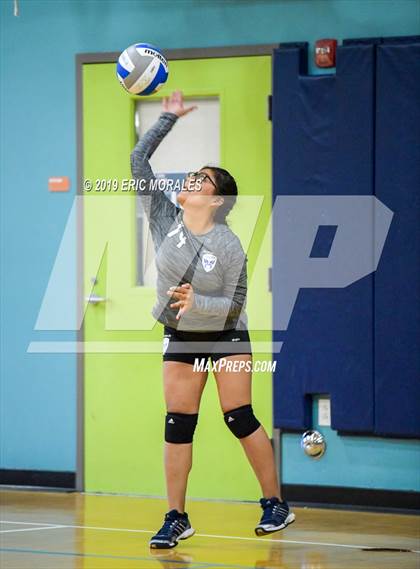 Thumbnail 3 in Kearny @ Monarch (D5 Play-In Round) photogallery.