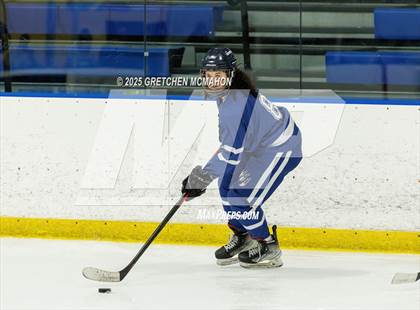 Thumbnail 2 in Avon @ New Canaan (CIAC Semifinals) photogallery.