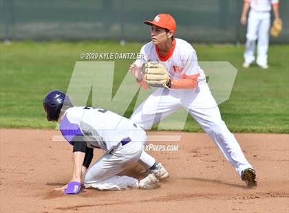 Thumbnail 2 in Honey Grove vs Mt. Vernon (Blue Ridge Tournament) photogallery.