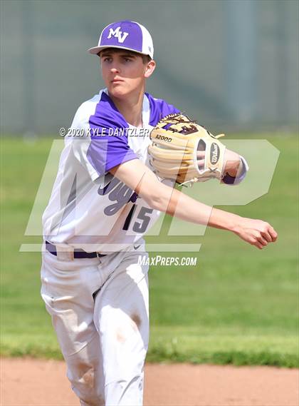 Thumbnail 1 in Honey Grove vs Mt. Vernon (Blue Ridge Tournament) photogallery.