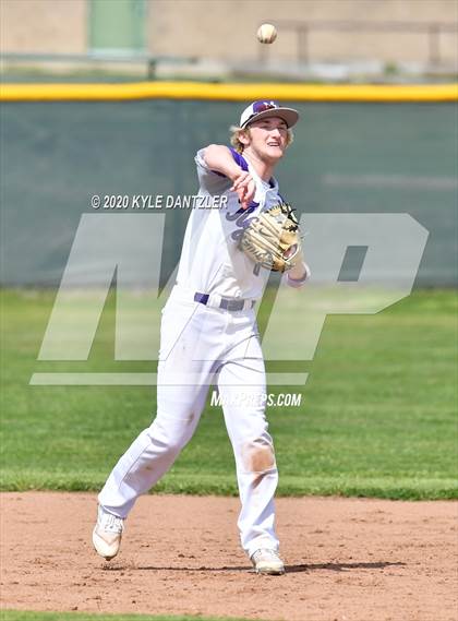 Thumbnail 2 in Honey Grove vs Mt. Vernon (Blue Ridge Tournament) photogallery.