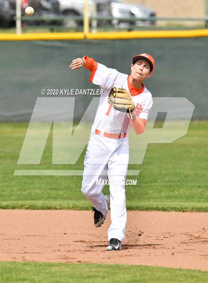 Thumbnail 1 in Honey Grove vs Mt. Vernon (Blue Ridge Tournament) photogallery.