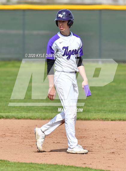 Thumbnail 2 in Honey Grove vs Mt. Vernon (Blue Ridge Tournament) photogallery.