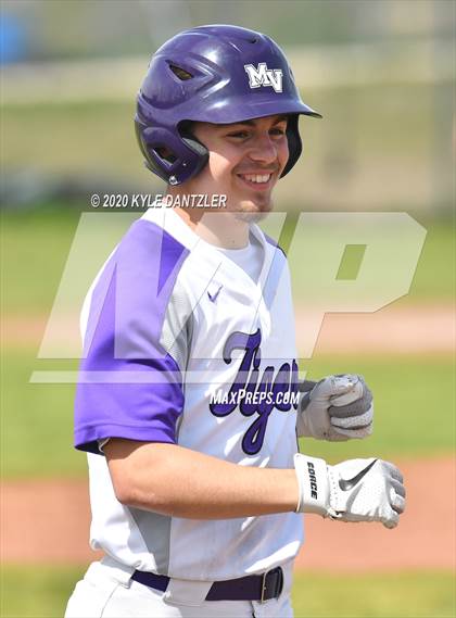 Thumbnail 2 in Honey Grove vs Mt. Vernon (Blue Ridge Tournament) photogallery.