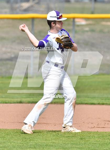 Thumbnail 3 in Honey Grove vs Mt. Vernon (Blue Ridge Tournament) photogallery.