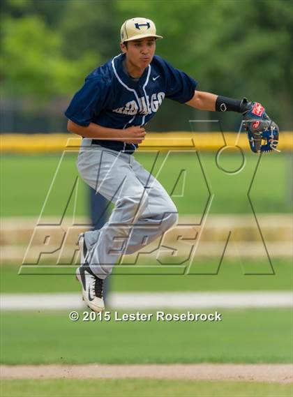 Thumbnail 1 in Brazosport vs. Hidalgo (4A Regional Semifinals) photogallery.