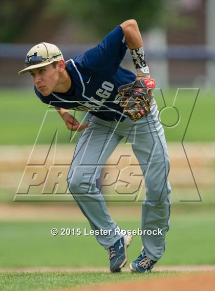 Thumbnail 2 in Brazosport vs. Hidalgo (4A Regional Semifinals) photogallery.
