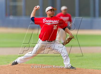 Thumbnail 3 in Brazosport vs. Hidalgo (4A Regional Semifinals) photogallery.