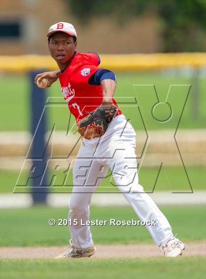 Thumbnail 1 in Brazosport vs. Hidalgo (4A Regional Semifinals) photogallery.