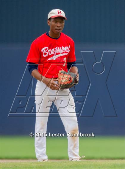 Thumbnail 2 in Brazosport vs. Hidalgo (4A Regional Semifinals) photogallery.