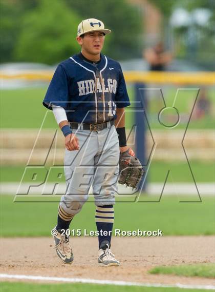 Thumbnail 1 in Brazosport vs. Hidalgo (4A Regional Semifinals) photogallery.