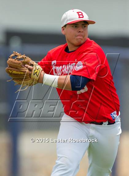 Thumbnail 3 in Brazosport vs. Hidalgo (4A Regional Semifinals) photogallery.