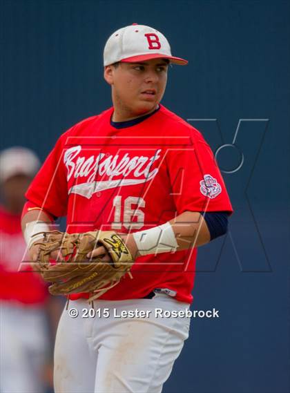 Thumbnail 2 in Brazosport vs. Hidalgo (4A Regional Semifinals) photogallery.