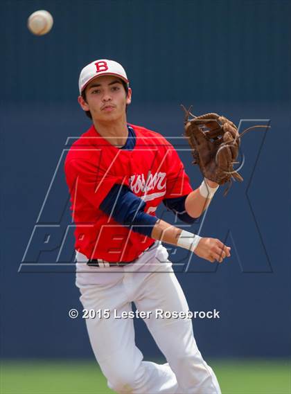 Thumbnail 3 in Brazosport vs. Hidalgo (4A Regional Semifinals) photogallery.