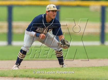 Thumbnail 1 in Brazosport vs. Hidalgo (4A Regional Semifinals) photogallery.
