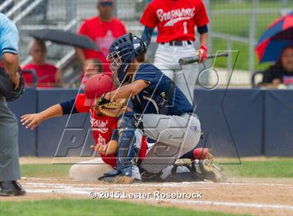 Thumbnail 1 in Brazosport vs. Hidalgo (4A Regional Semifinals) photogallery.