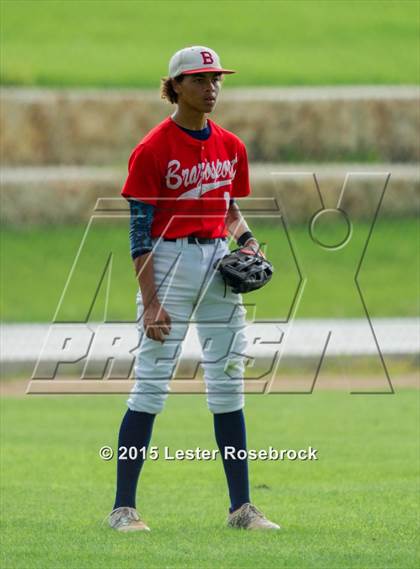 Thumbnail 2 in Brazosport vs. Hidalgo (4A Regional Semifinals) photogallery.