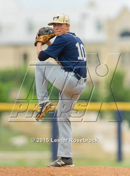 Thumbnail 1 in Brazosport vs. Hidalgo (4A Regional Semifinals) photogallery.