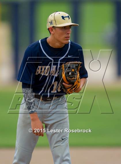 Thumbnail 1 in Brazosport vs. Hidalgo (4A Regional Semifinals) photogallery.