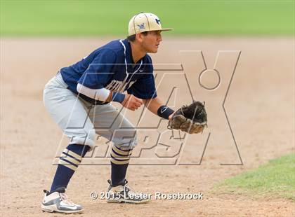 Thumbnail 3 in Brazosport vs. Hidalgo (4A Regional Semifinals) photogallery.