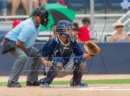 Thumbnail 1 in Brazosport vs. Hidalgo (4A Regional Semifinals) photogallery.