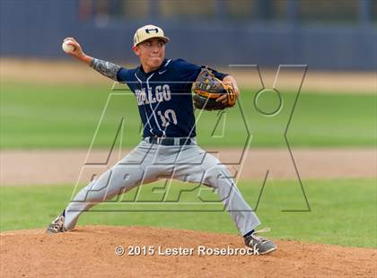 Thumbnail 2 in Brazosport vs. Hidalgo (4A Regional Semifinals) photogallery.