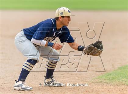 Thumbnail 2 in Brazosport vs. Hidalgo (4A Regional Semifinals) photogallery.