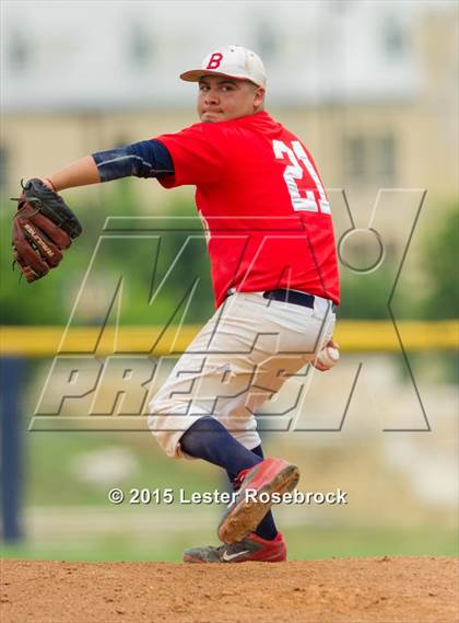 Thumbnail 1 in Brazosport vs. Hidalgo (4A Regional Semifinals) photogallery.