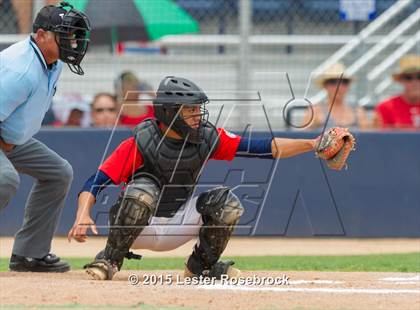 Thumbnail 3 in Brazosport vs. Hidalgo (4A Regional Semifinals) photogallery.